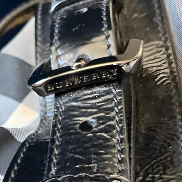 Burberry Black & Gray Beat Check Lowry Tote Convertible Crossbody - Picture 7 of 8